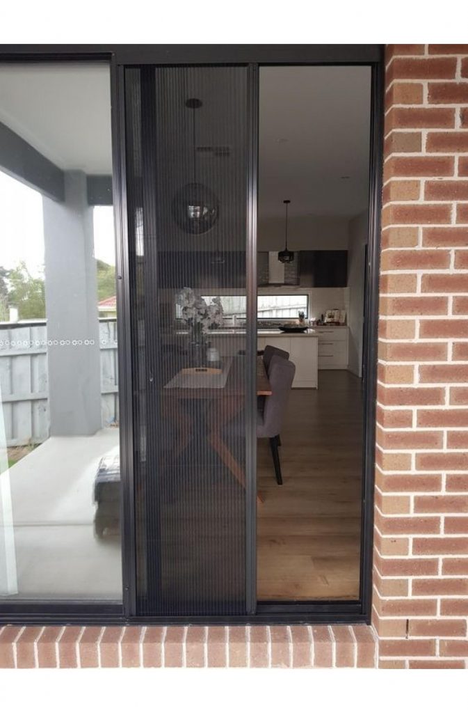 Plissee Insektenschutz Fenster im Wohnzimmer